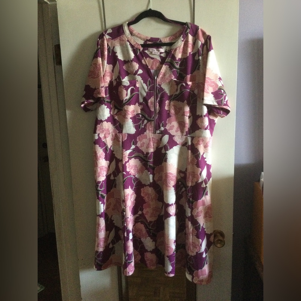 In Every Story dress size 2X